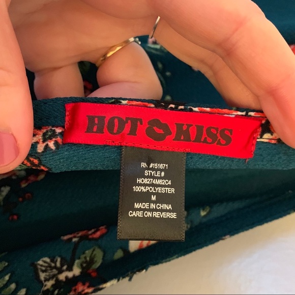 Emerald Green Floral Romper - Picture 5 of 5